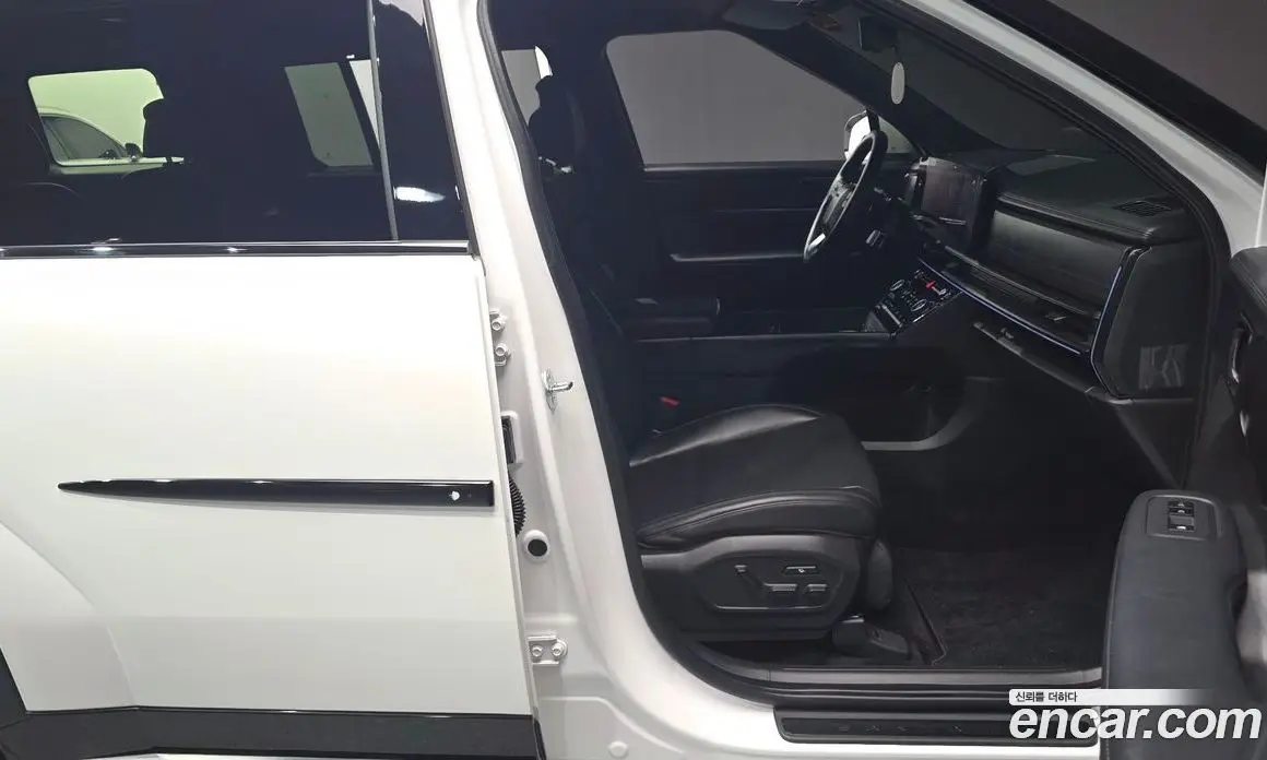 Hyundai Santa Fe 2023 2.5 автомат (гидро), фото 16