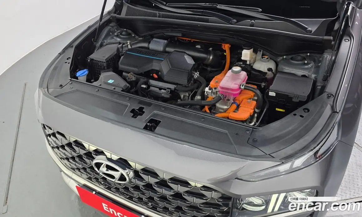 Hyundai Santa Fe 2023 1.6 автомат (гидро), фото 5