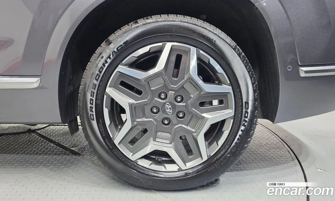 Hyundai Santa Fe 2023 1.6 автомат (гидро), фото 6