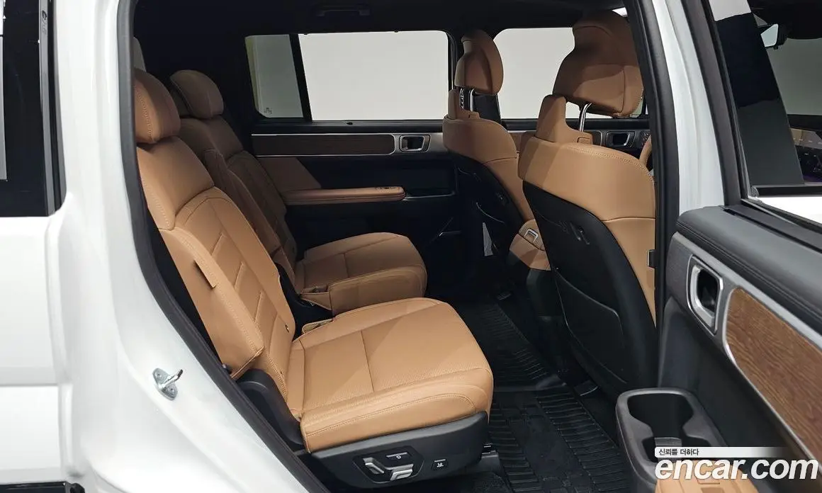 Hyundai Santa Fe 2024 1.6 автомат (гидро), фото 17