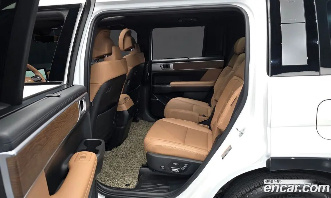 Hyundai Santa Fe 2024 1.6 автомат (гидро), фото 12