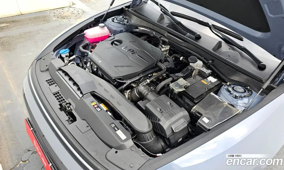 Hyundai Sonata 2025 2.0 автомат (гидро), фото 6 Hyundai Sonata 2025 2.0 автомат (гидро), фото 6