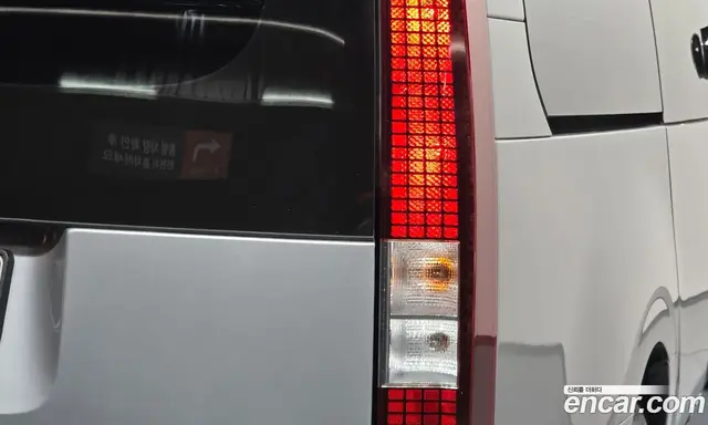 Hyundai Staria 2023 2.2 автомат (гидро), миниатюра 9 Hyundai Staria 2023 2.2 автомат (гидро), миниатюра 9