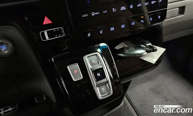 Hyundai Staria 2024 2.2 автомат (гидро), миниатюра 12