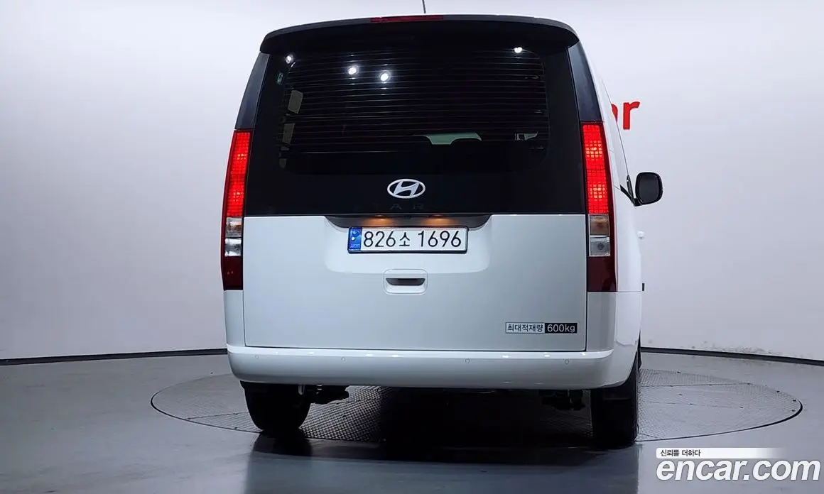 Hyundai Staria 2024 1.6 автомат (гидро), фото 4 Hyundai Staria 2024 1.6 автомат (гидро), фото 4