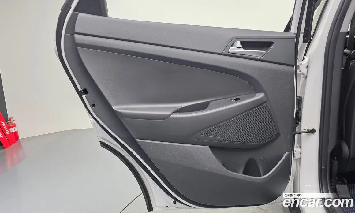Hyundai Tucson 2015 2.0 автомат (гидро), фото 15