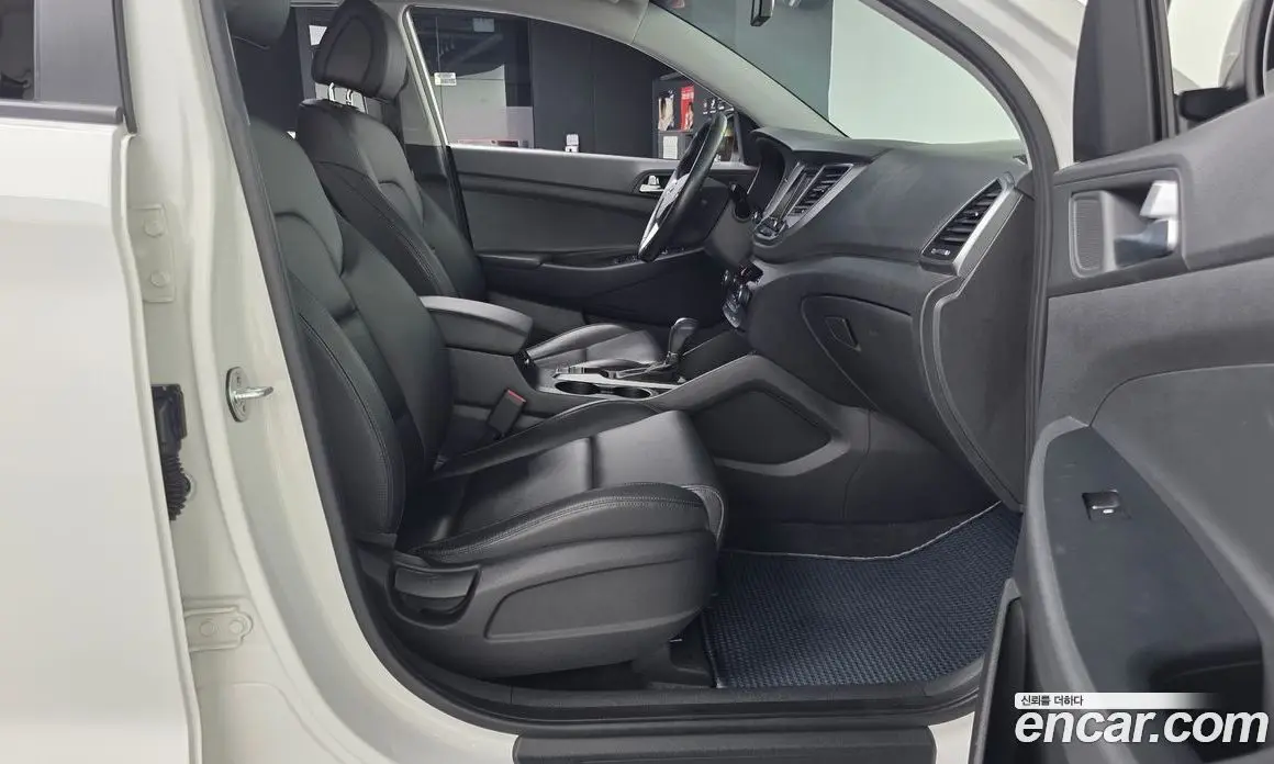 Hyundai Tucson 2015 2.0 автомат (гидро), фото 17
