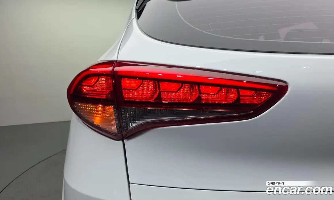 Hyundai Tucson 2015 2.0 автомат (гидро), фото 9