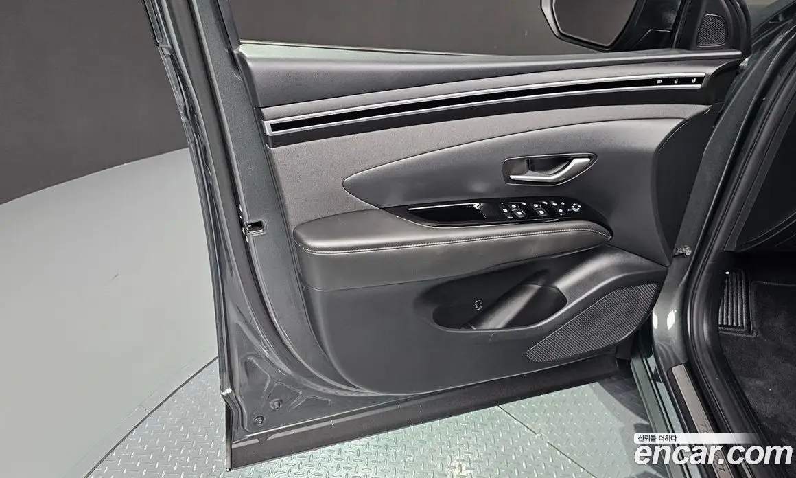 Hyundai Tucson 2022 1.6 автомат (гидро), фото 14