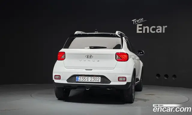 Hyundai Venue 2025 1.6 автомат (гидро), миниатюра 4
