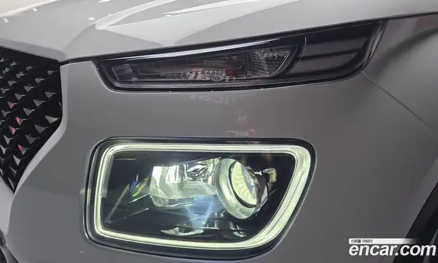Hyundai Venue 2025 1.6 автомат (гидро), миниатюра 8