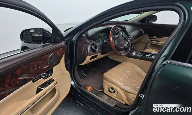 Jaguar XJ 2011 3.0 автомат (гидро), миниатюра 11