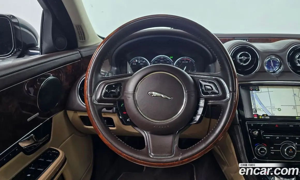 Jaguar XJ 2011 3.0 автомат (гидро), фото 13