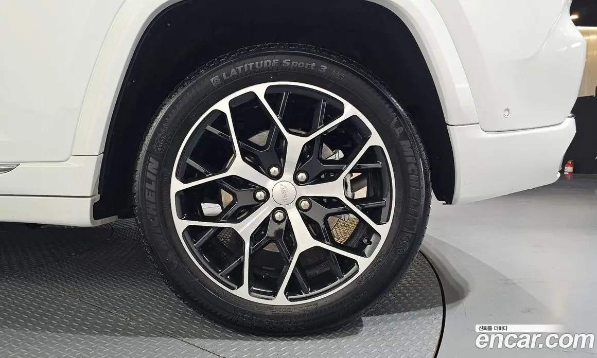 Jeep Cherokee 2022 2.0 автомат (гидро), фото 7 Jeep Cherokee 2022 2.0 автомат (гидро), фото 7