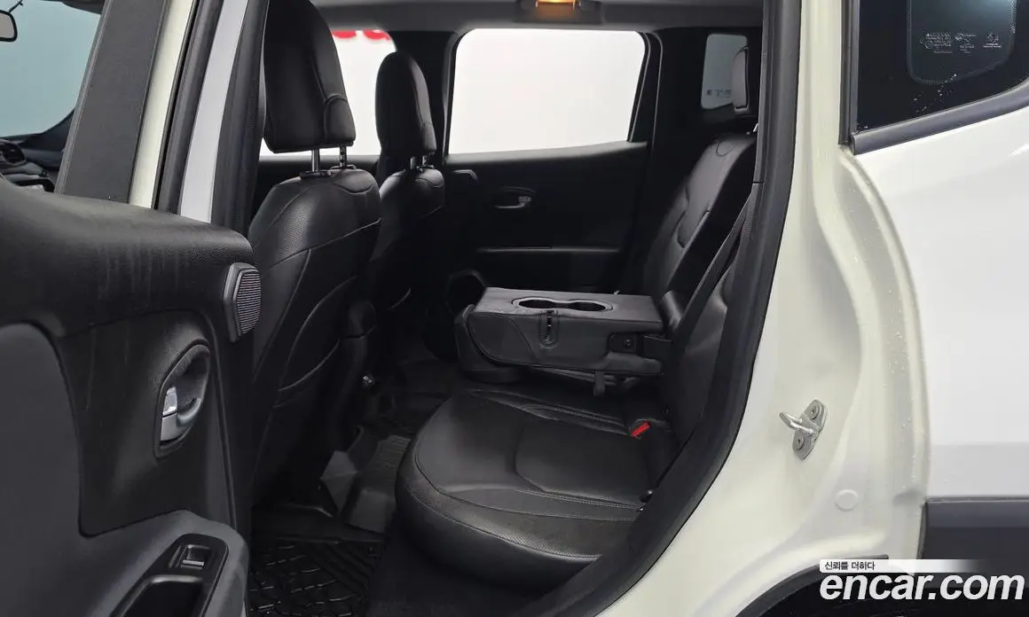 Jeep Renegade 2018 2.0 автомат (гидро), фото 17 Jeep Renegade 2018 2.0 автомат (гидро), фото 17