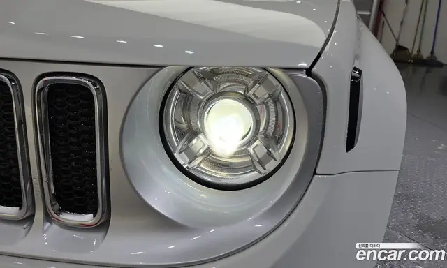 Jeep Renegade 2018 2.0 автомат (гидро), миниатюра 8 Jeep Renegade 2018 2.0 автомат (гидро), миниатюра 8