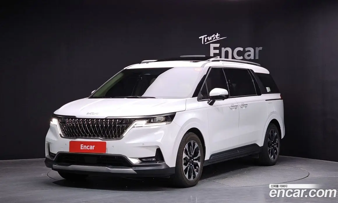 Kia Carnival 2022 2.2 автомат (гидро), фото 1 Kia Carnival 2022 2.2 автомат (гидро), фото 1