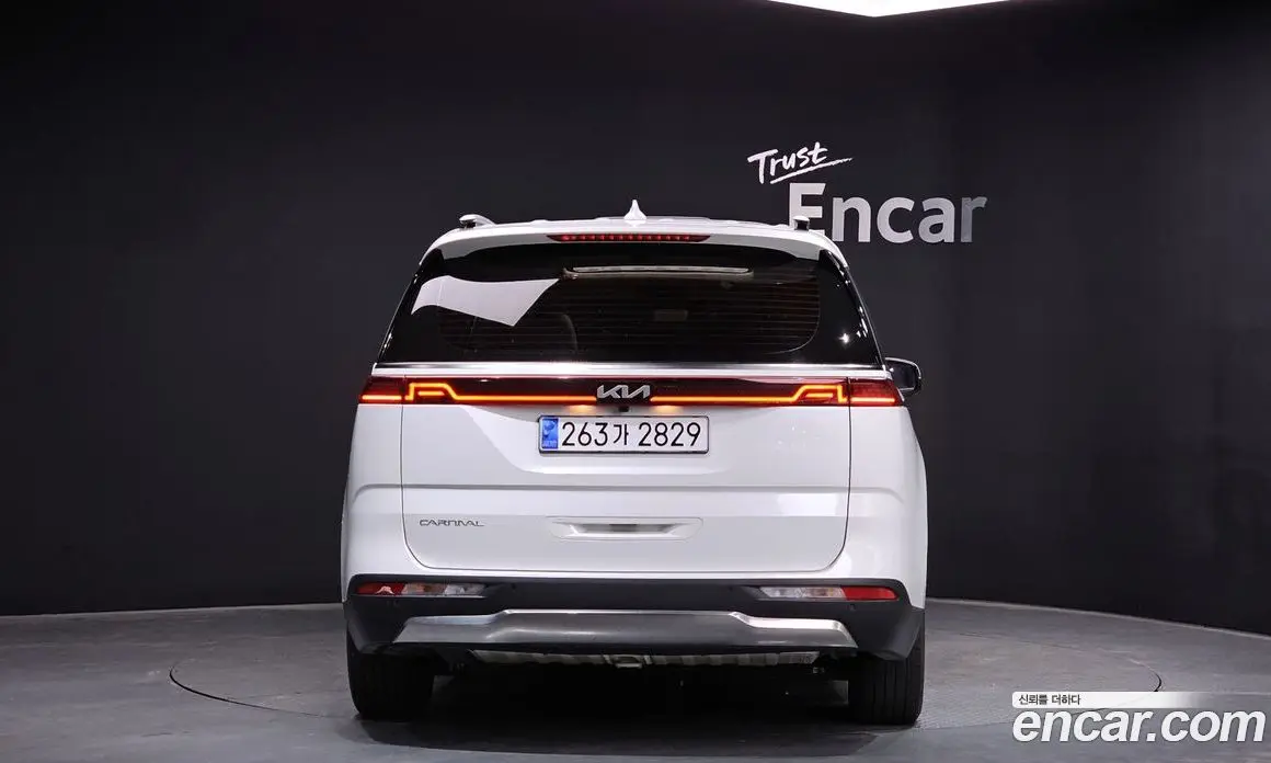 Kia Carnival 2022 2.2 автомат (гидро), фото 4 Kia Carnival 2022 2.2 автомат (гидро), фото 4