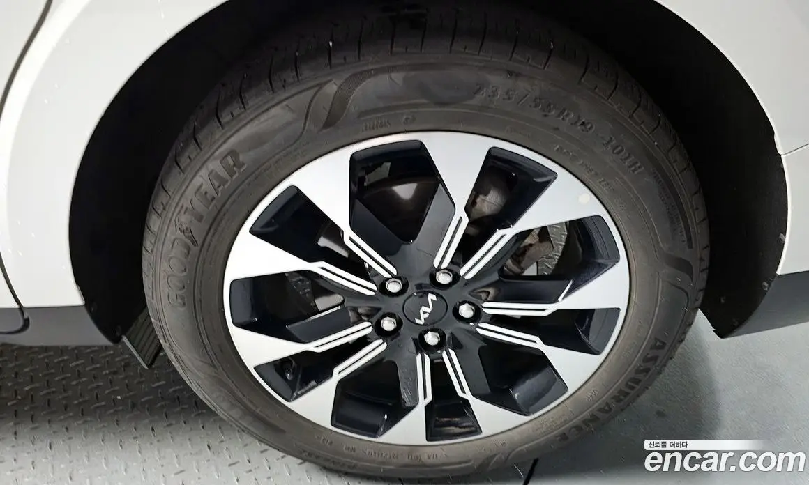 Kia Carnival 2022 2.2 автомат (гидро), фото 7 Kia Carnival 2022 2.2 автомат (гидро), фото 7