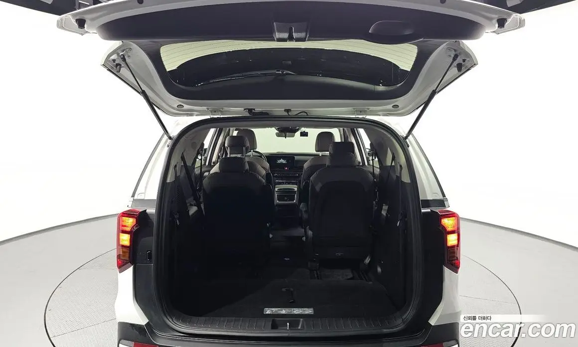 Kia Carnival 2024 2.2 автомат (гидро), фото 20