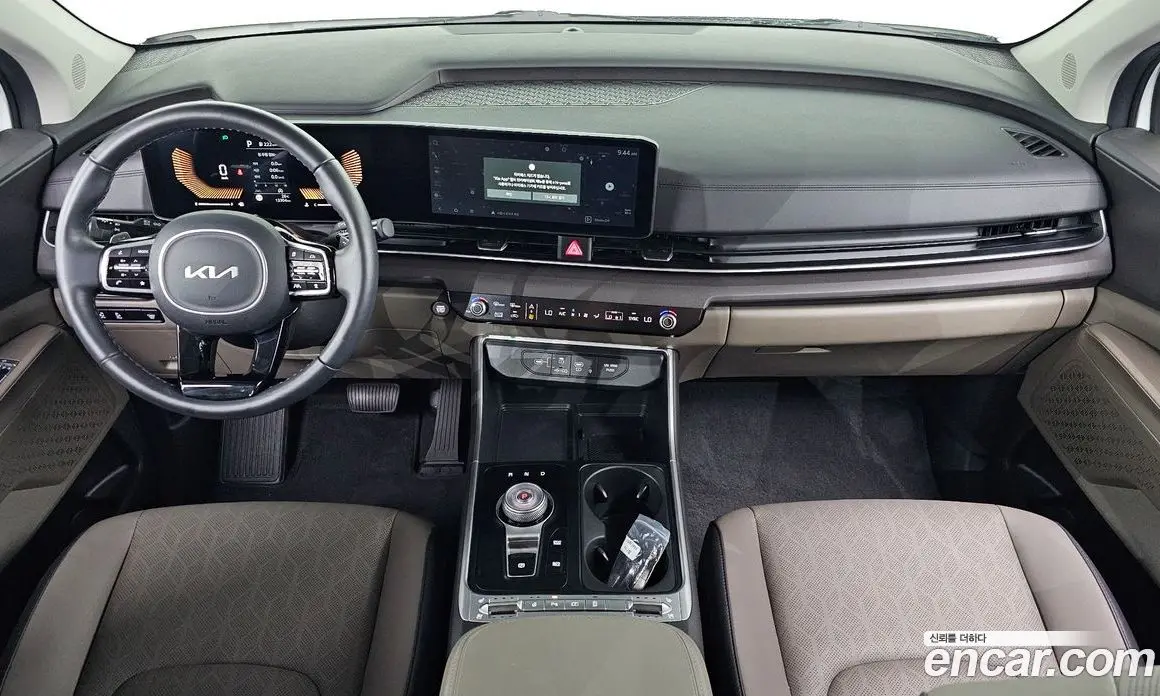 Kia Carnival 2024 2.2 автомат (гидро), фото 7