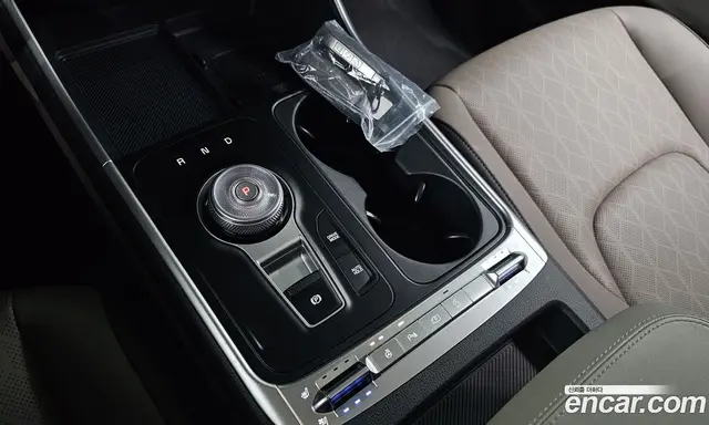 Kia Carnival 2024 2.2 автомат (гидро), миниатюра 9