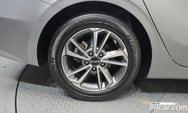 Kia K3 2024 1.6 автомат (гидро), миниатюра 5 Kia K3 2024 1.6 автомат (гидро), миниатюра 5