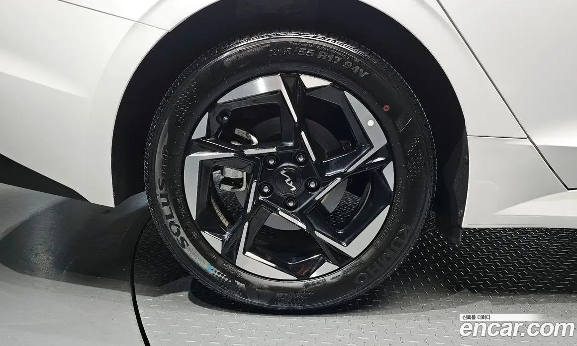 Kia K5 (Optima) 2025 2.0 автомат (гидро), фото 4 Kia K5 (Optima) 2025 2.0 автомат (гидро), фото 4