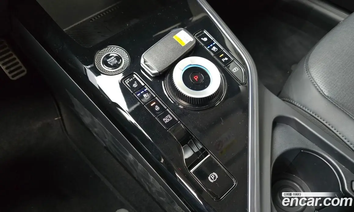 Kia Niro 2022 1.6 автомат (гидро), фото 12