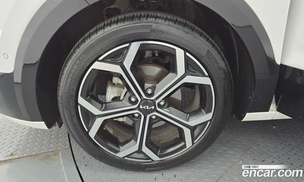 Kia Niro 2022 1.6 автомат (гидро), фото 5