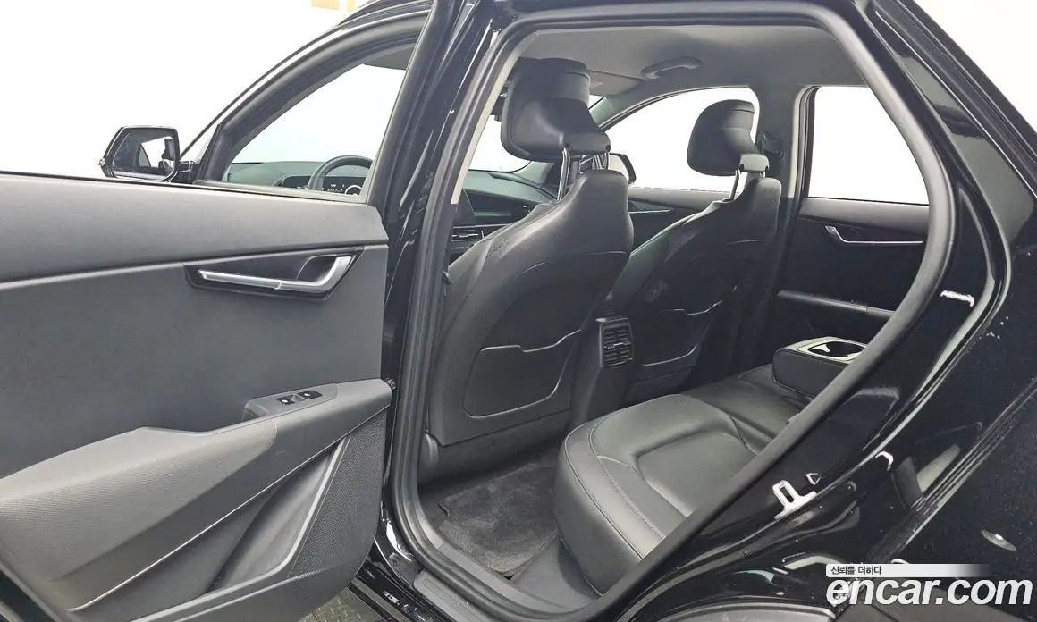 Kia Niro 2023 0.2 автомат (гидро), фото 17