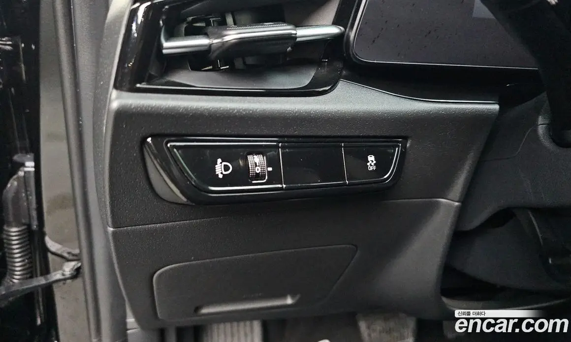 Kia Niro 2023 0.2 автомат (гидро), фото 20