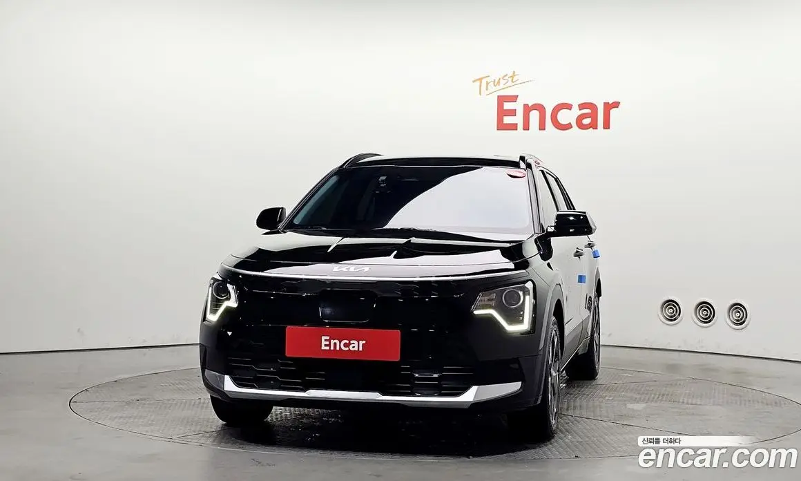 Kia Niro 2023 0.2 автомат (гидро), фото 3
