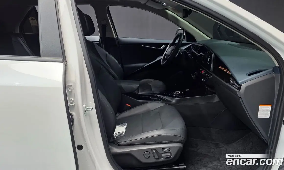 Kia Niro 2025 1.6 автомат (гидро), фото 17 Kia Niro 2025 1.6 автомат (гидро), фото 17