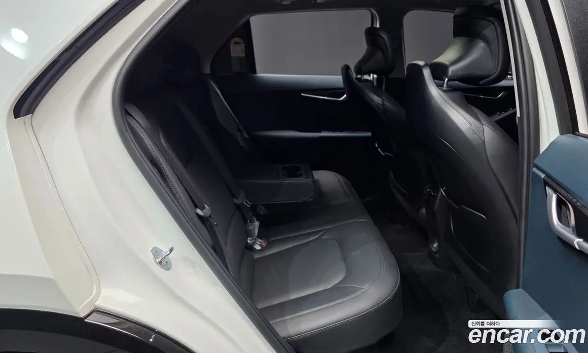 Kia Niro 2025 1.6 автомат (гидро), фото 18 Kia Niro 2025 1.6 автомат (гидро), фото 18