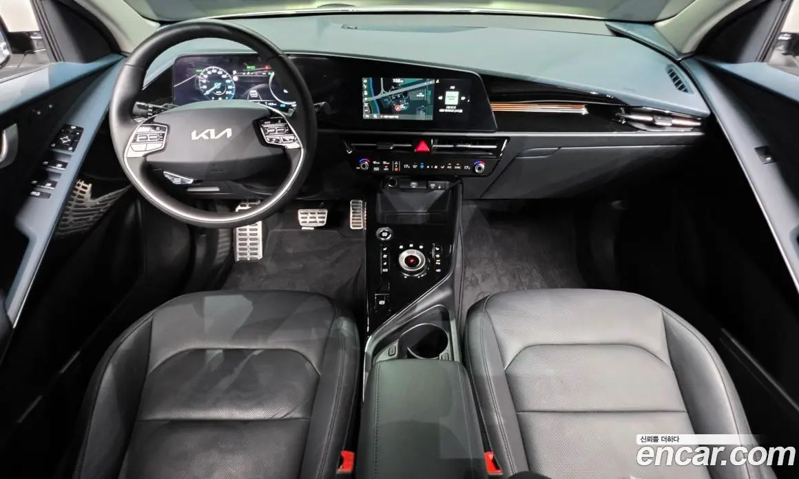 Kia Niro 2025 1.6 автомат (гидро), фото 10 Kia Niro 2025 1.6 автомат (гидро), фото 10