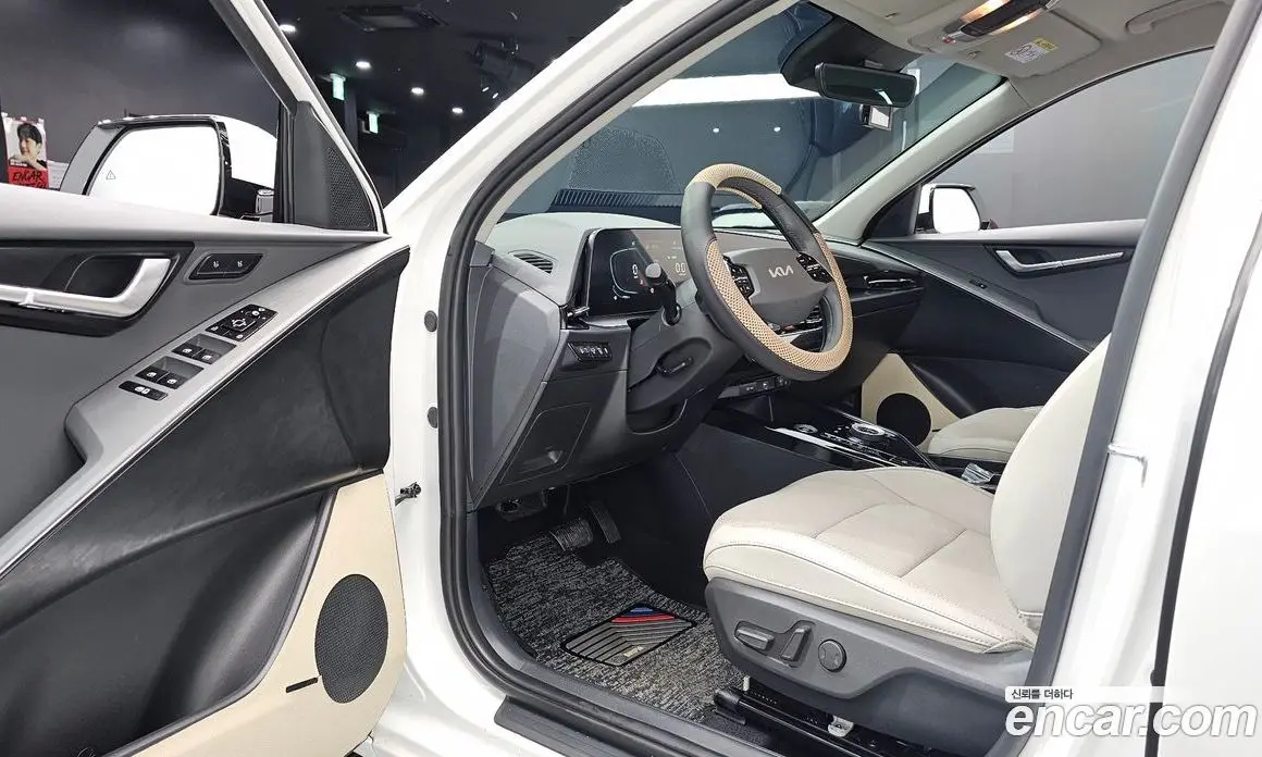 Kia Niro 2025 1.6 автомат (гидро), фото 13 Kia Niro 2025 1.6 автомат (гидро), фото 13