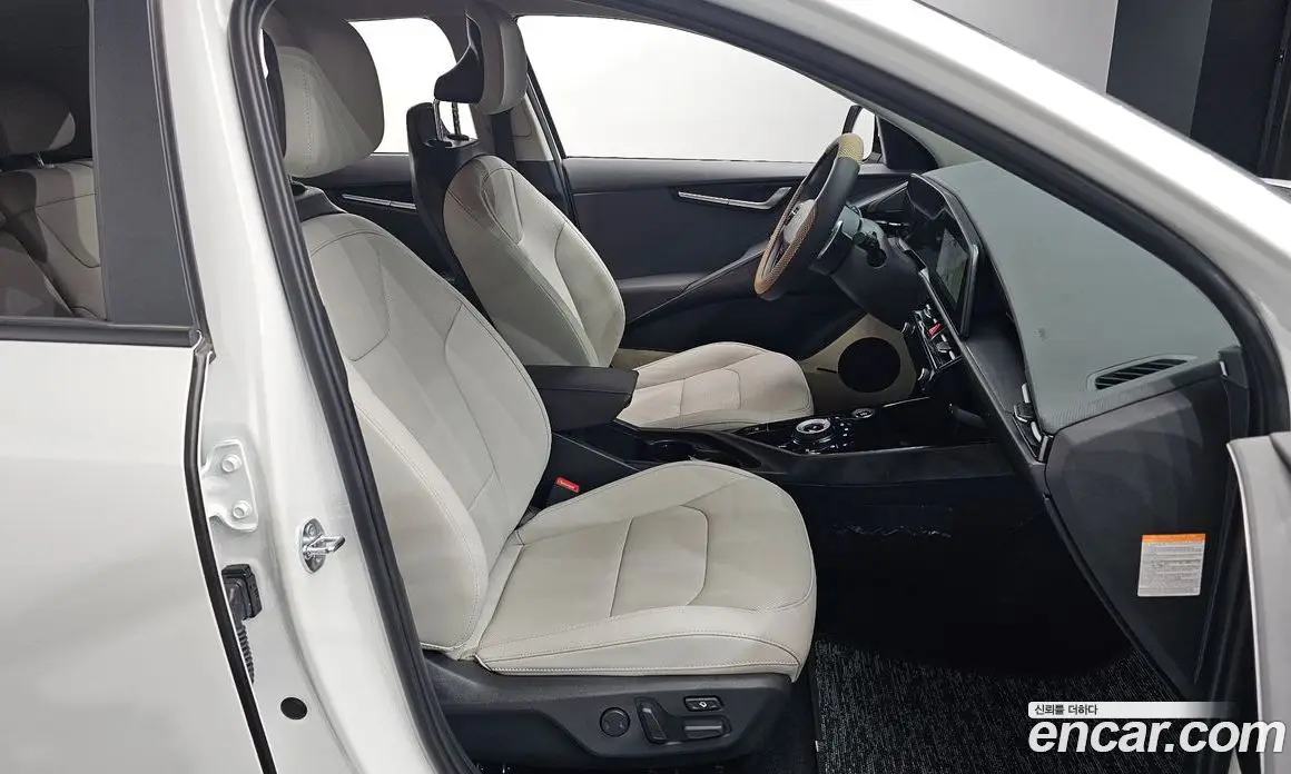Kia Niro 2025 1.6 автомат (гидро), фото 16 Kia Niro 2025 1.6 автомат (гидро), фото 16