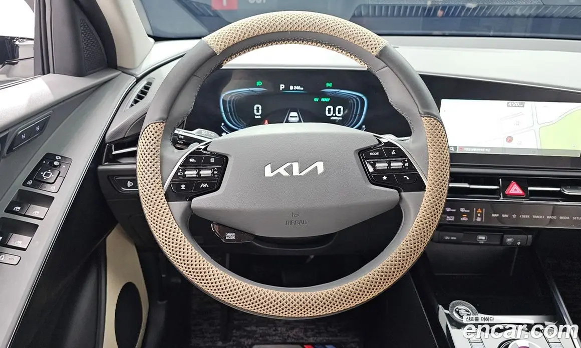 Kia Niro 2025 1.6 автомат (гидро), фото 19 Kia Niro 2025 1.6 автомат (гидро), фото 19