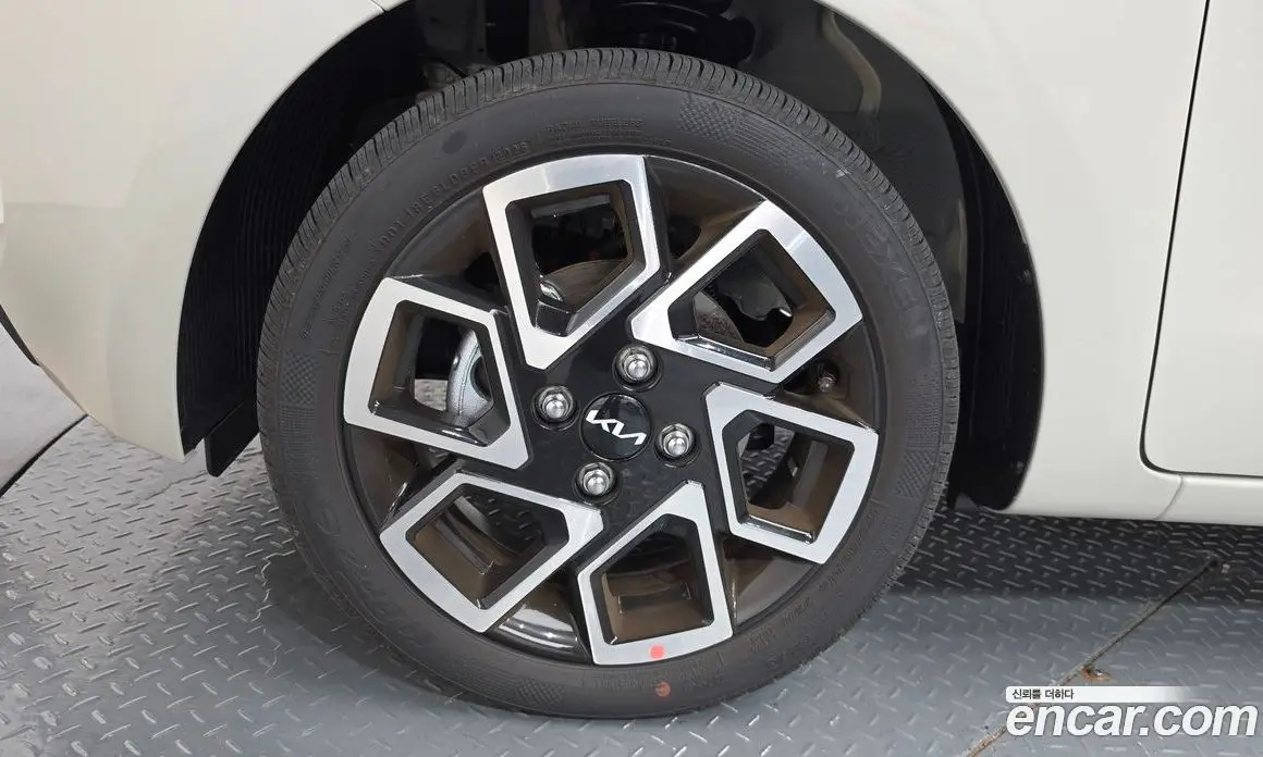 Kia Ray 2026 1.0 автомат (гидро), фото 5 Kia Ray 2026 1.0 автомат (гидро), фото 5