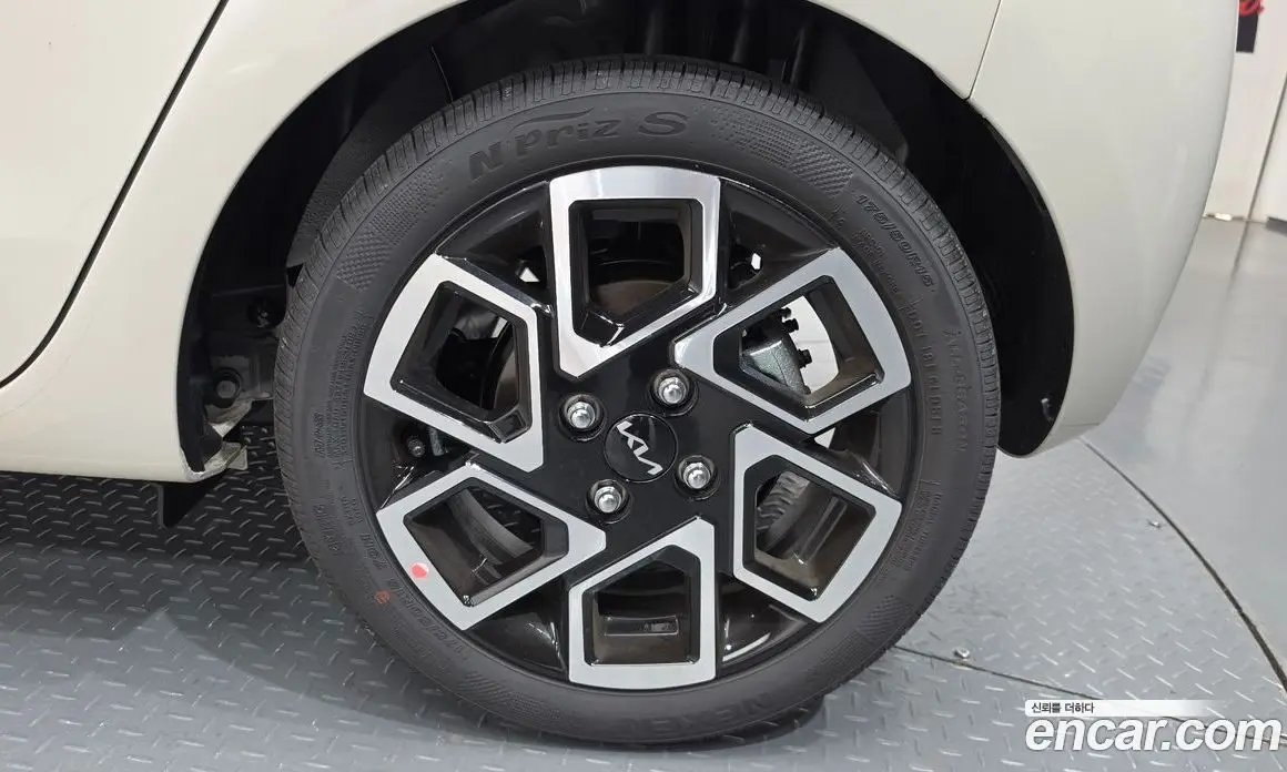 Kia Ray 2026 1.0 автомат (гидро), фото 7 Kia Ray 2026 1.0 автомат (гидро), фото 7