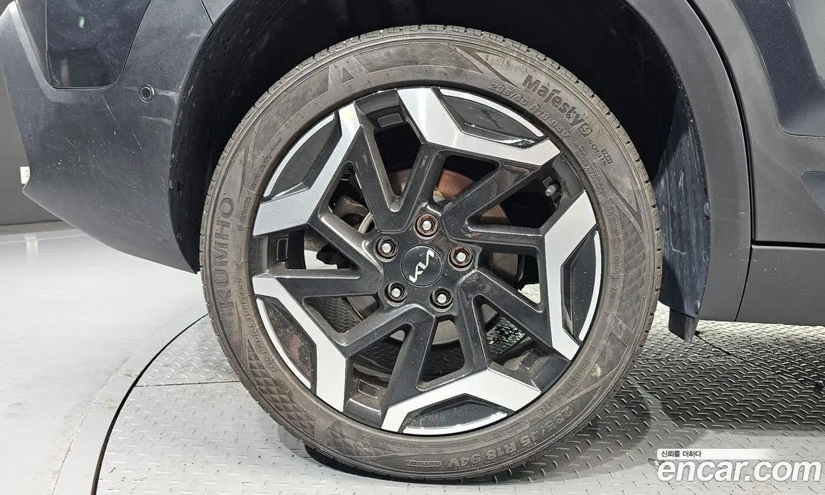 Kia Seltos 2024 1.6 автомат (гидро), фото 5 Kia Seltos 2024 1.6 автомат (гидро), фото 5