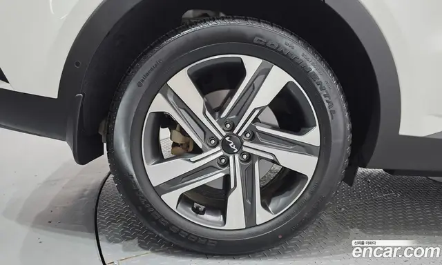 Kia Sorento 2023 1.6 автомат (гидро), миниатюра 5 Kia Sorento 2023 1.6 автомат (гидро), миниатюра 5