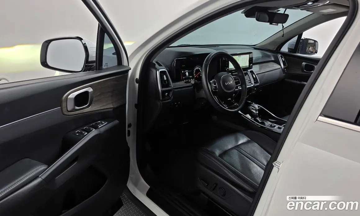Kia Sorento 2023 2.2 автомат (гидро), фото 13 Kia Sorento 2023 2.2 автомат (гидро), фото 13