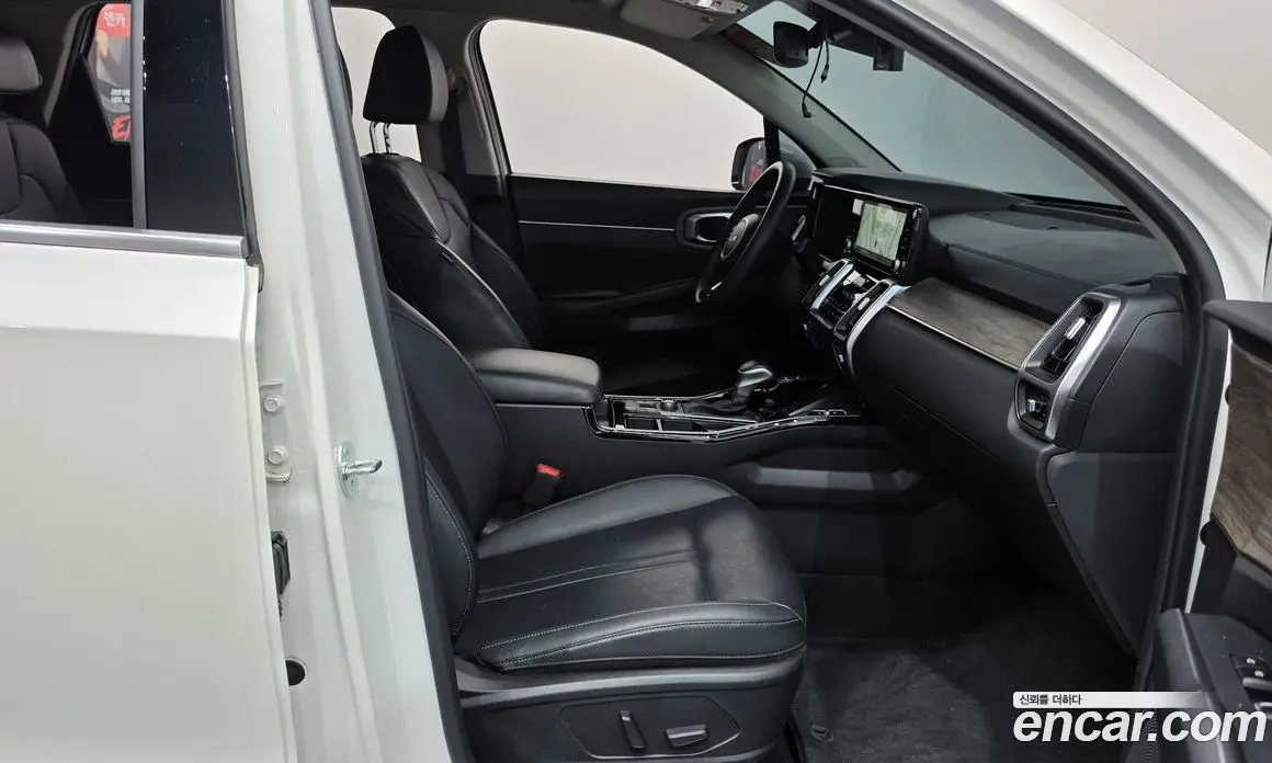 Kia Sorento 2023 2.2 автомат (гидро), фото 16 Kia Sorento 2023 2.2 автомат (гидро), фото 16