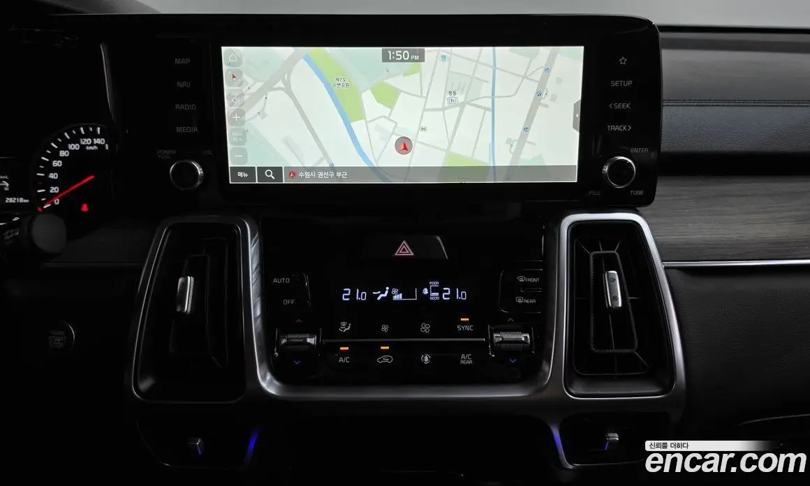 Kia Sorento 2023 2.2 автомат (гидро), фото 18 Kia Sorento 2023 2.2 автомат (гидро), фото 18