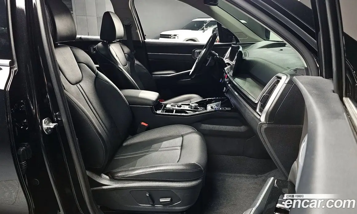 Kia Sorento 2024 2.5 автомат (гидро), фото 15 Kia Sorento 2024 2.5 автомат (гидро), фото 15