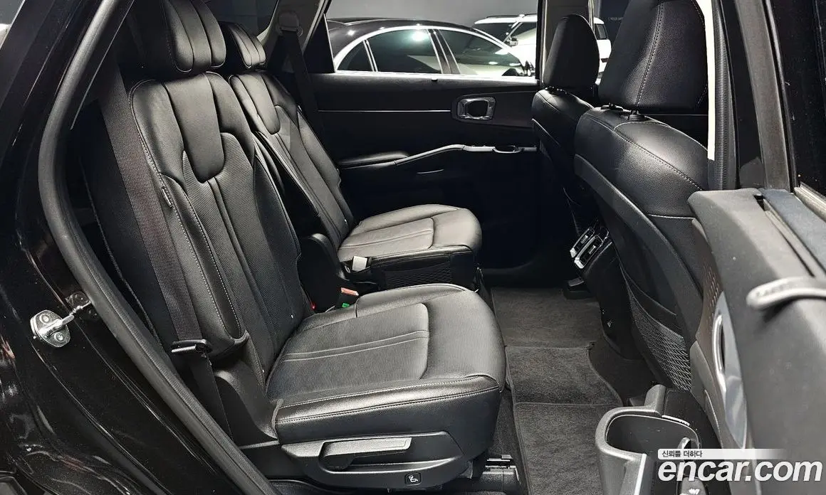 Kia Sorento 2024 2.5 автомат (гидро), фото 17 Kia Sorento 2024 2.5 автомат (гидро), фото 17