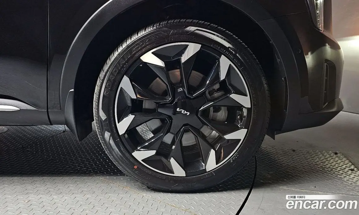 Kia Sorento 2024 2.5 автомат (гидро), фото 6 Kia Sorento 2024 2.5 автомат (гидро), фото 6