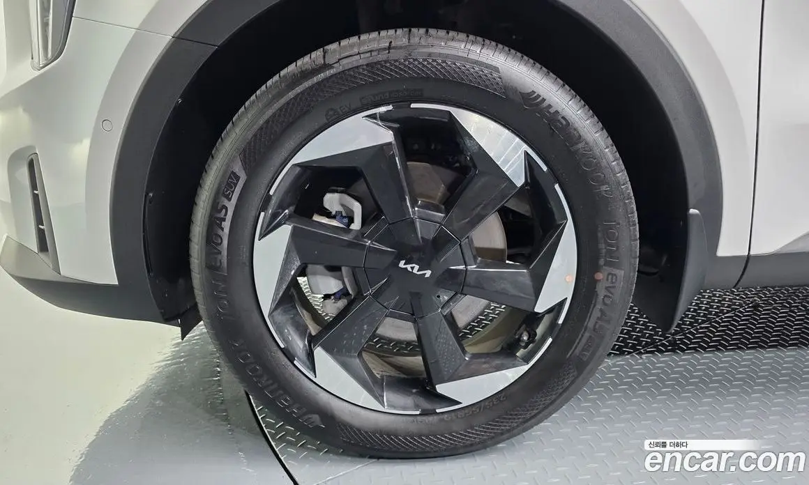 Kia Sorento 2025 1.6 автомат (гидро), фото 4 Kia Sorento 2025 1.6 автомат (гидро), фото 4